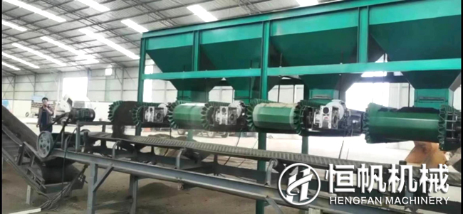 年產(chǎn)2萬噸整套牛糞顆粒有機肥生產(chǎn)設(shè)備助力甘肅泉州(圖1) 甘肅酒泉年產(chǎn)2萬噸牛糞顆粒有機肥生產(chǎn)線